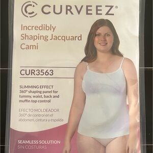 SOLD!! NWT Shapermint Curveez Slimming Effect Cami Size M.